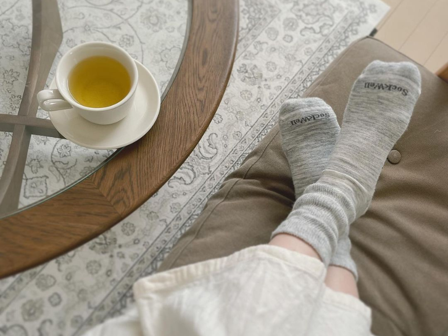布団に入っても足が冷たい原因は?眠れないときの対策6選