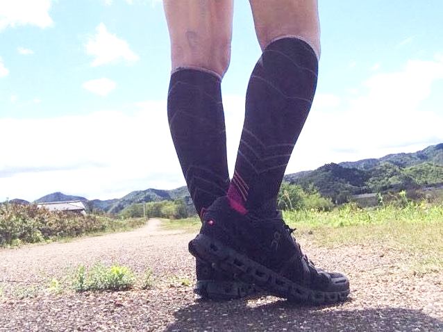 ソックウェル 口コミ INCLINE KNEE HIGH